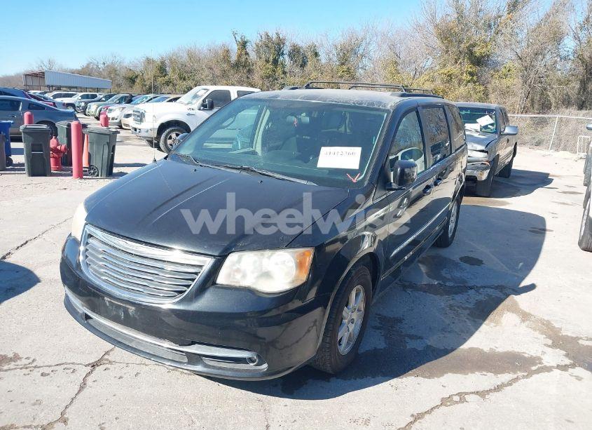 Photo 2 of 2011 Chrysler Town & COUNTRY TOURING (VIN 2A4RR5DG6BR658104)