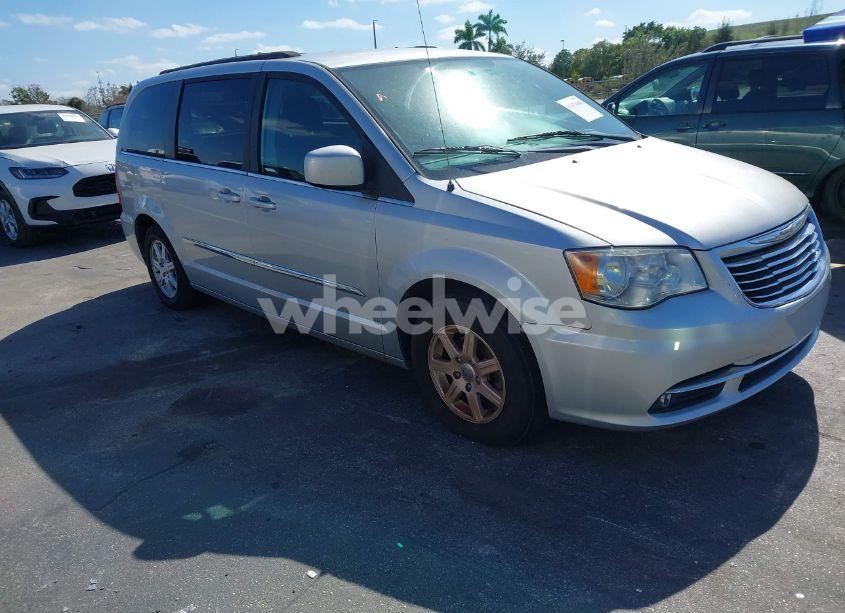 2011 Chrysler Town & COUNTRY TOURING (VIN 2A4RR5DG6BR665473) main photo