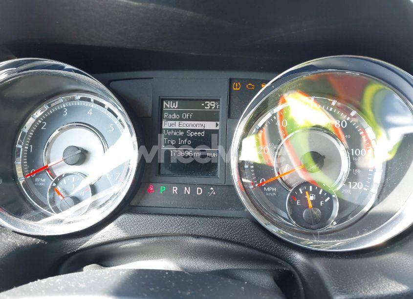 Photo 7 of 2011 Chrysler Town & COUNTRY TOURING (VIN 2A4RR5DG6BR665473)