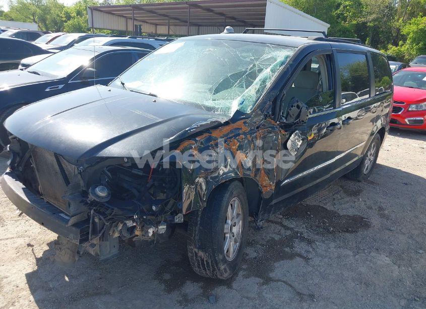 Photo 2 of 2011 Chrysler Town & COUNTRY TOURING (VIN 2A4RR5DG6BR675873)