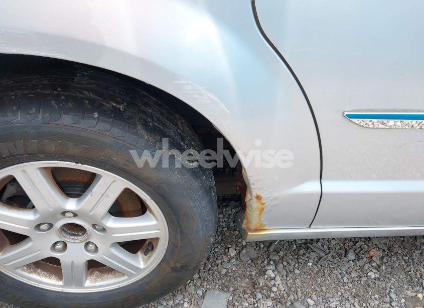 Photo 13 of 2011 Chrysler Town & COUNTRY TOURING (VIN 2A4RR5DG6BR734856)