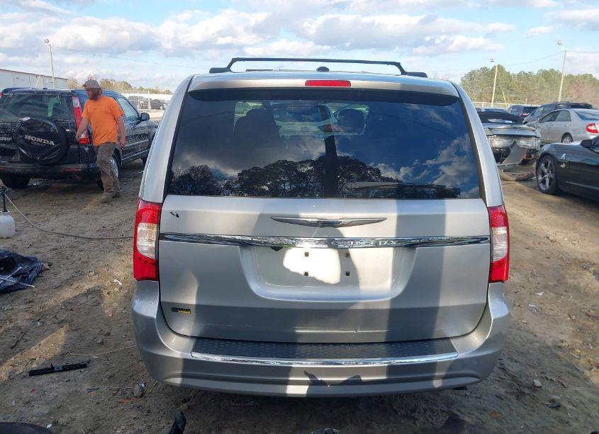 Photo 17 of 2011 Chrysler Town & COUNTRY TOURING (VIN 2A4RR5DG7BR703597)