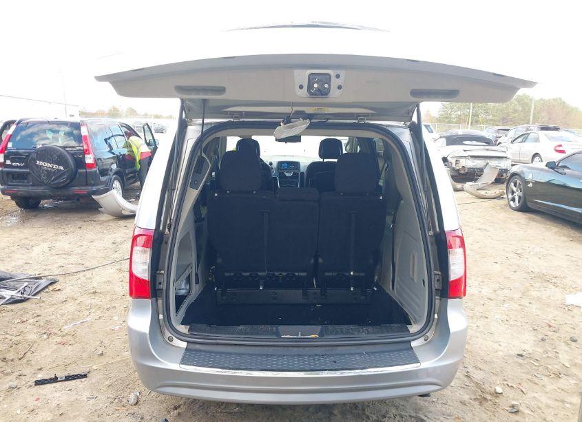 Photo 18 of 2011 Chrysler Town & COUNTRY TOURING (VIN 2A4RR5DG7BR703597)