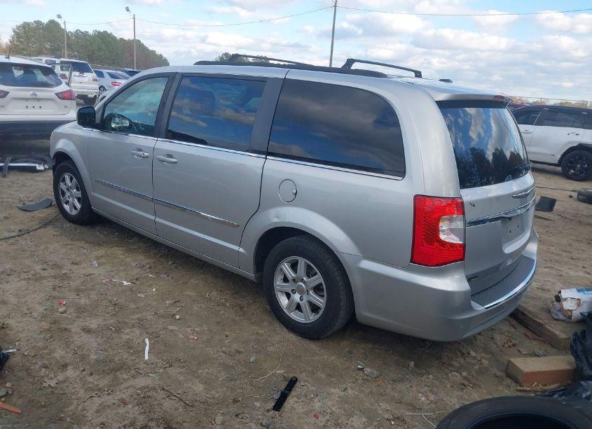 Photo 3 of 2011 Chrysler Town & COUNTRY TOURING (VIN 2A4RR5DG7BR703597)