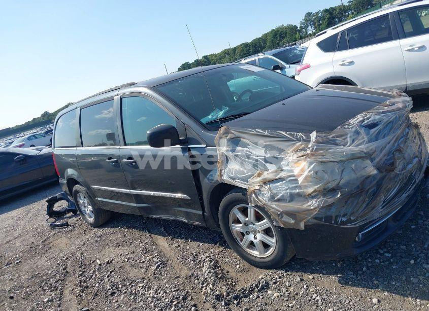 2011 Chrysler Town & COUNTRY TOURING (VIN 2A4RR5DG7BR723431) main photo