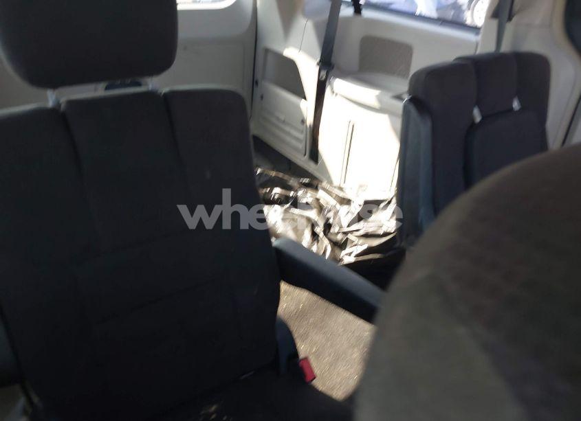 Photo 8 of 2011 Chrysler Town & COUNTRY TOURING (VIN 2A4RR5DG7BR723431)