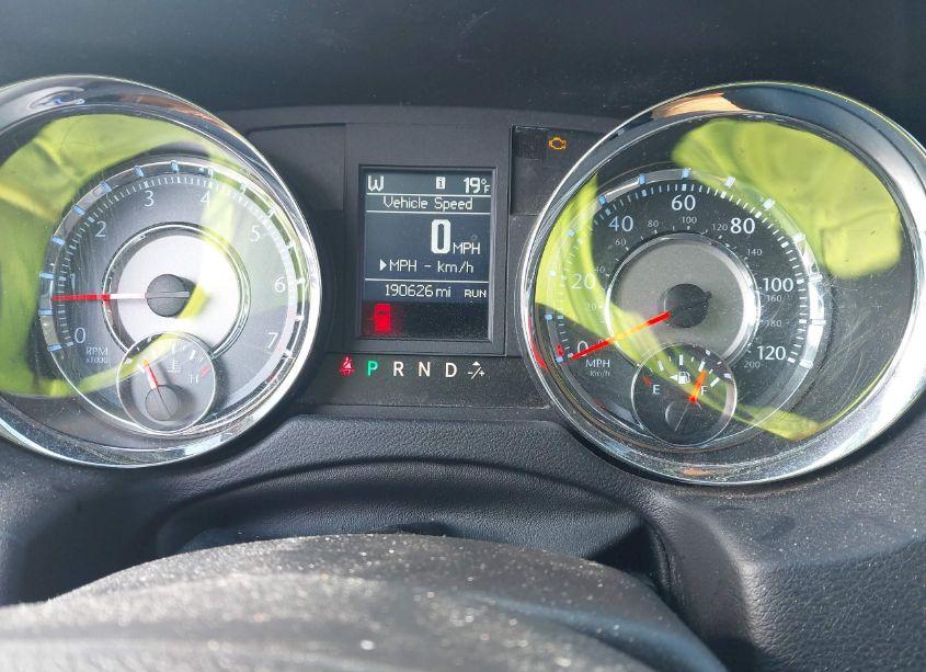 Photo 7 of 2011 Chrysler Town & COUNTRY TOURING (VIN 2A4RR5DG7BR746949)