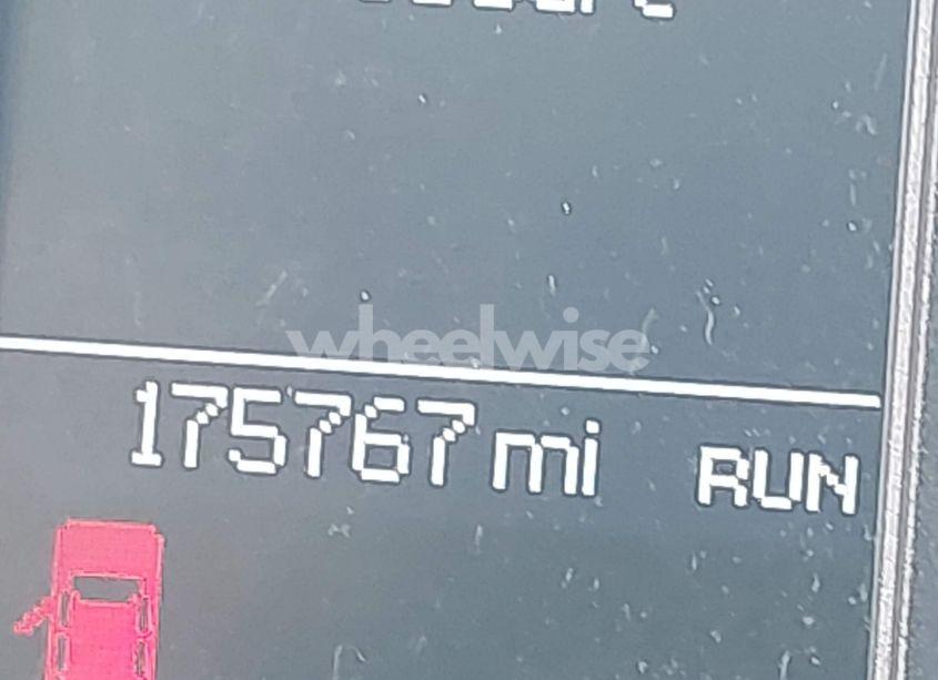 Photo 12 of 2011 Chrysler Town & COUNTRY TOURING (VIN 2A4RR5DG7BR765968)