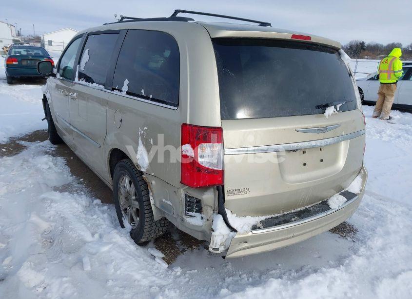 Photo 3 of 2011 Chrysler Town & COUNTRY TOURING (VIN 2A4RR5DG8BR610779)