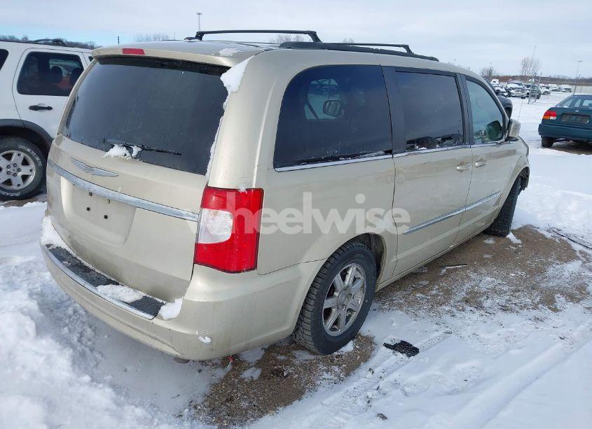 Photo 4 of 2011 Chrysler Town & COUNTRY TOURING (VIN 2A4RR5DG8BR610779)