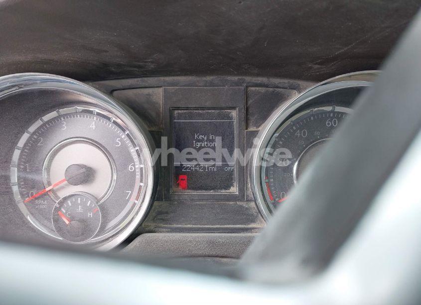 Photo 7 of 2011 Chrysler Town & COUNTRY TOURING (VIN 2A4RR5DG8BR610779)