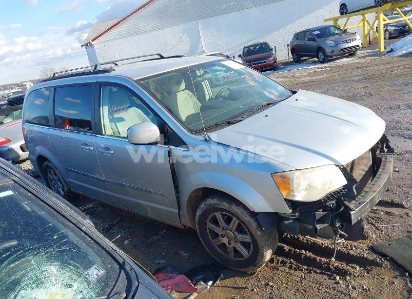 Photo 12 of 2011 Chrysler Town & COUNTRY TOURING (VIN 2A4RR5DG8BR623208)