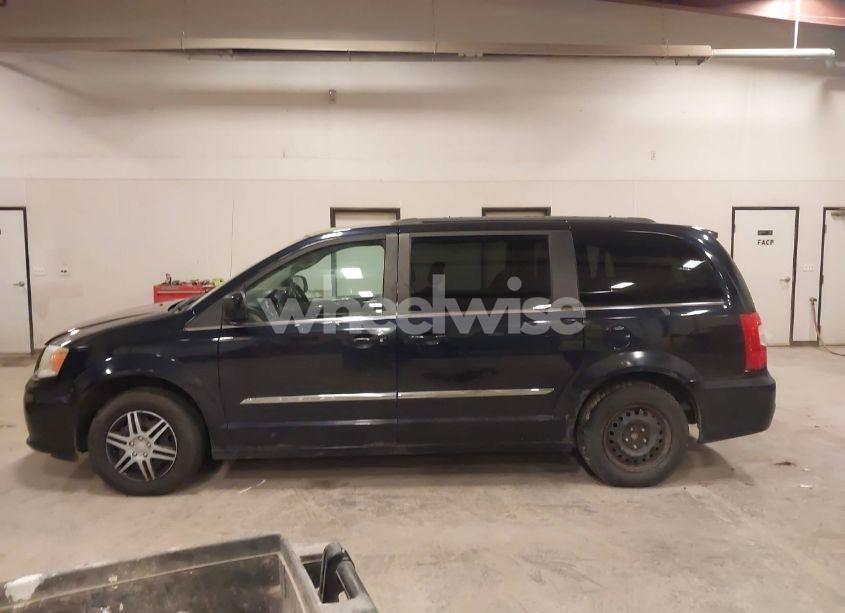 Photo 14 of 2011 Chrysler Town & COUNTRY TOURING (VIN 2A4RR5DG9BR729392)