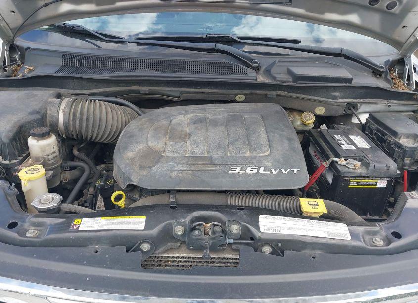 Photo 10 of 2011 Chrysler Town & COUNTRY TOURING (VIN 2A4RR5DG9BR783775)