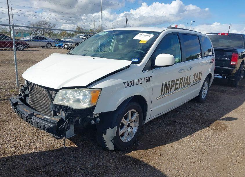 Photo 2 of 2011 Chrysler Town & COUNTRY TOURING (VIN 2A4RR5DG9BR789107)