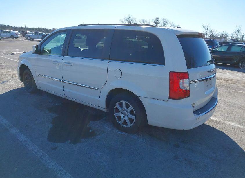 Photo 3 of 2011 Chrysler Town & COUNTRY TOURING (VIN 2A4RR5DGXBR658042)