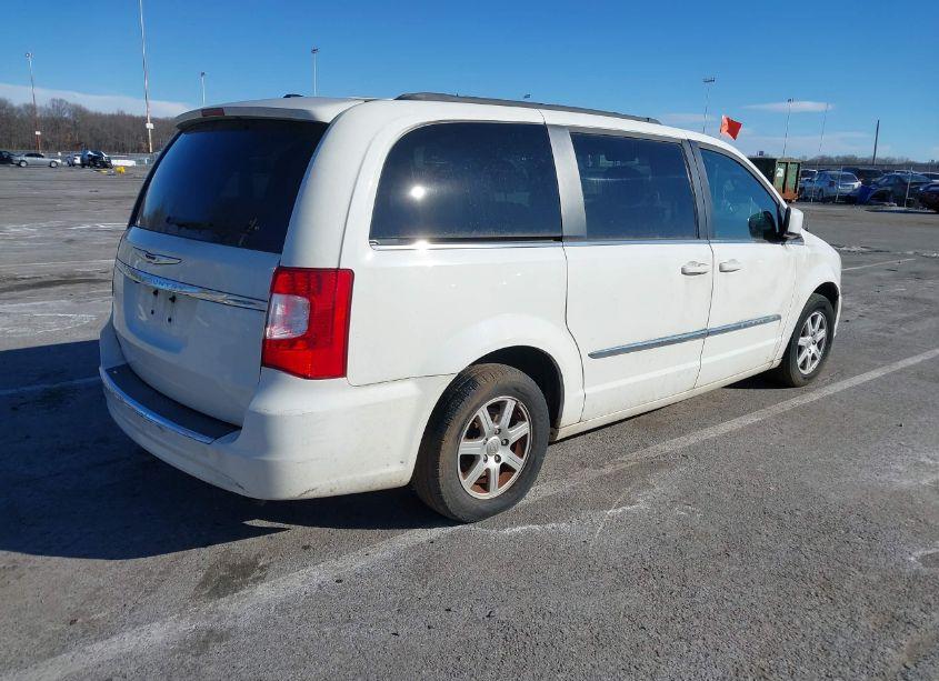 Photo 4 of 2011 Chrysler Town & COUNTRY TOURING (VIN 2A4RR5DGXBR658042)