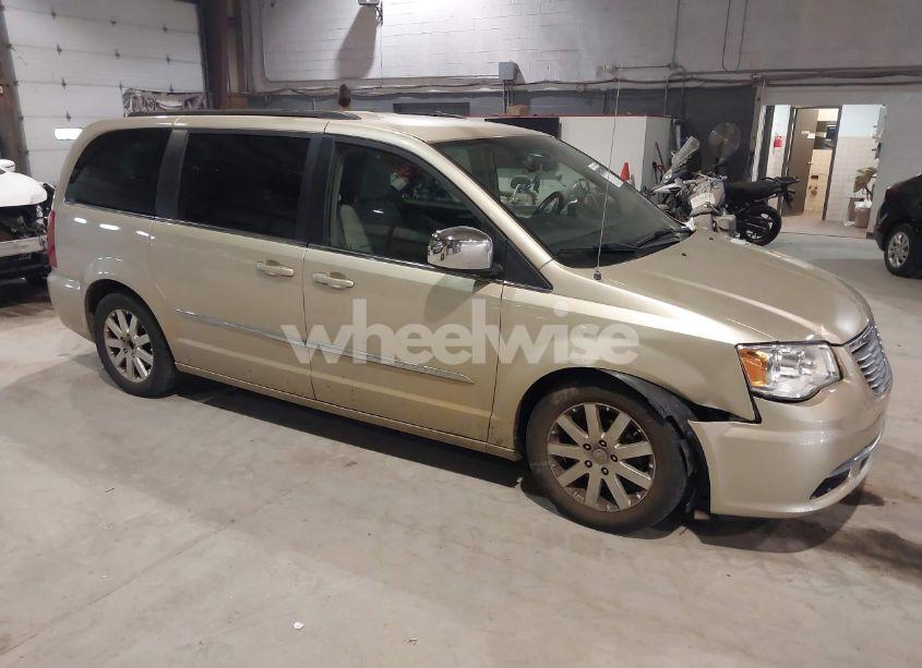 2011 Chrysler Town & COUNTRY TOURING (VIN 2A4RR5DGXBR665007) main photo