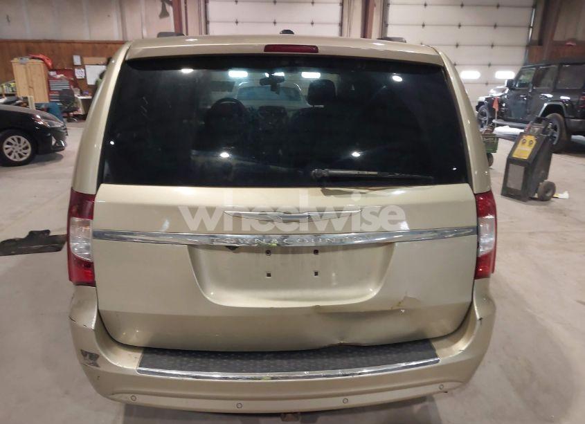 Photo 16 of 2011 Chrysler Town & COUNTRY TOURING (VIN 2A4RR5DGXBR665007)