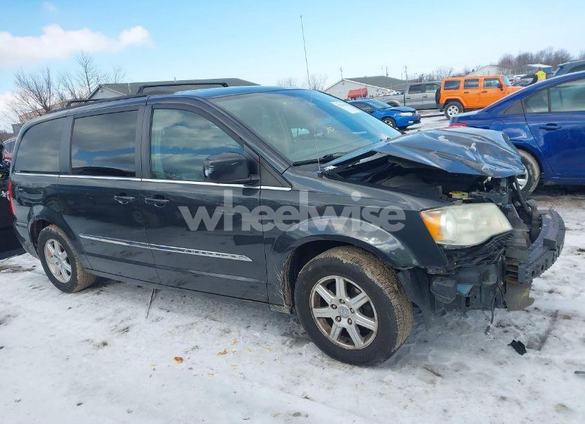 Photo 14 of 2011 Chrysler Town & COUNTRY TOURING (VIN 2A4RR5DGXBR677206)