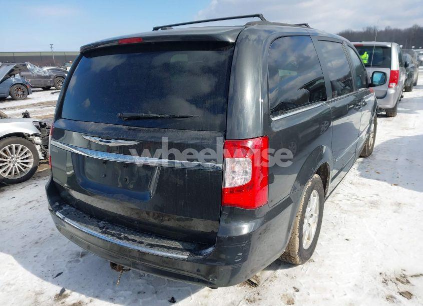 Photo 4 of 2011 Chrysler Town & COUNTRY TOURING (VIN 2A4RR5DGXBR677206)