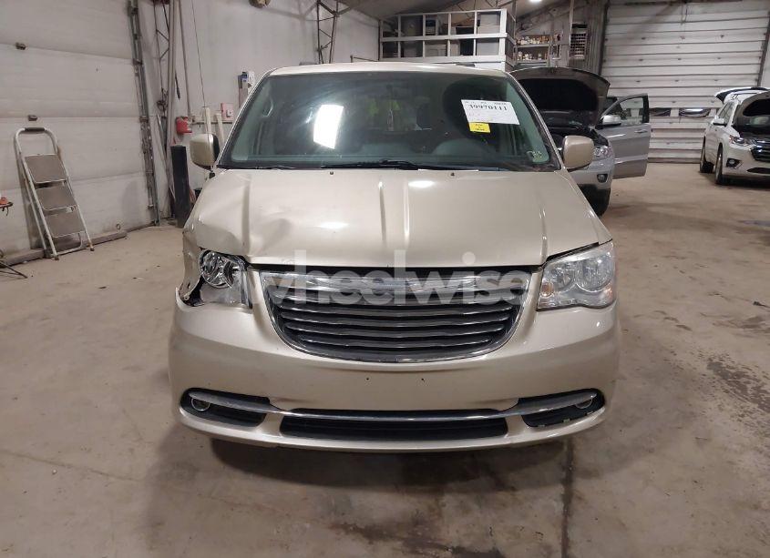 Photo 12 of 2011 Chrysler Town & COUNTRY TOURING (VIN 2A4RR5DGXBR701679)