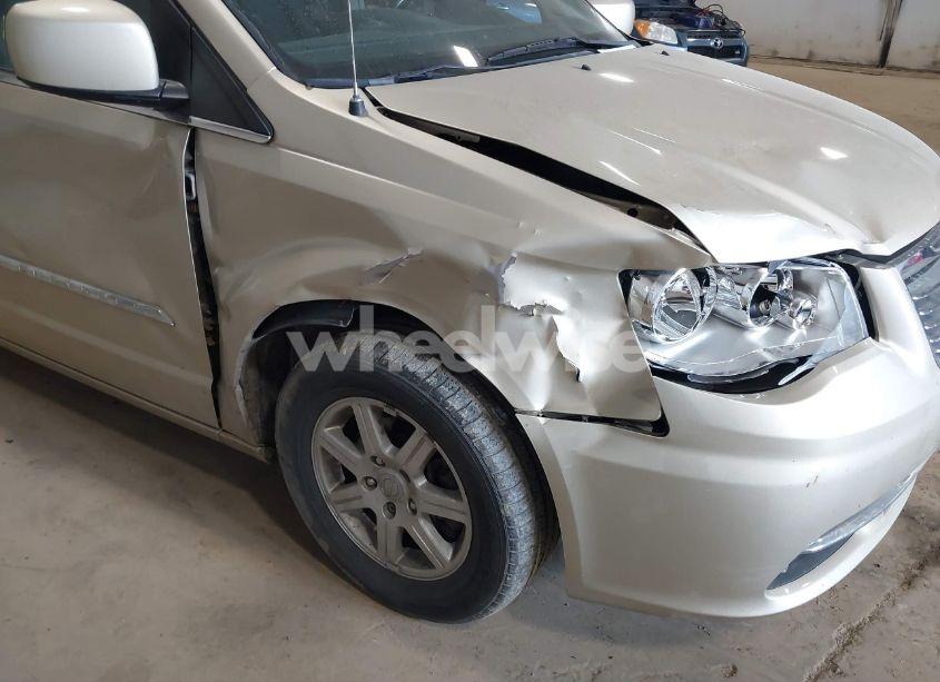 Photo 6 of 2011 Chrysler Town & COUNTRY TOURING (VIN 2A4RR5DGXBR701679)