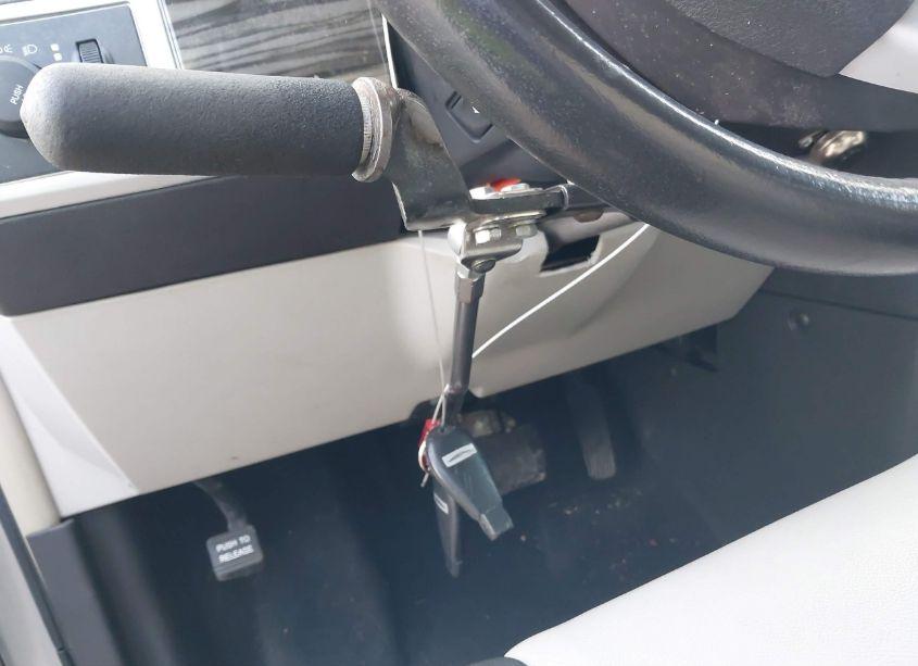 Photo 12 of 2010 Chrysler Town & COUNTRY TOURING (VIN 2A4RR5DX0AR286435)