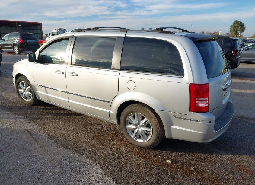 Photo 3 of 2010 Chrysler Town & COUNTRY TOURING (VIN 2A4RR5DX0AR286435)