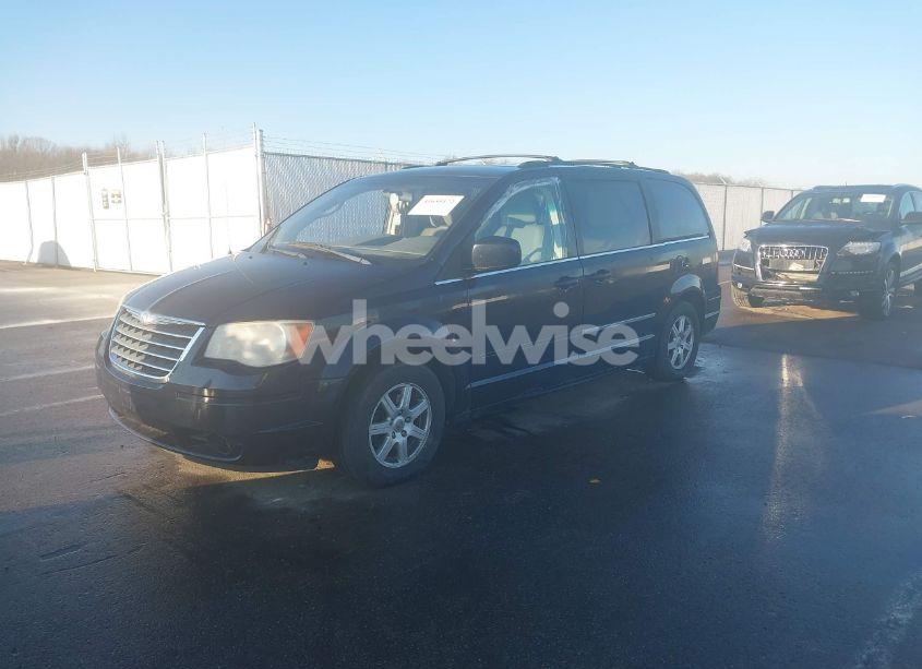 Photo 2 of 2010 Chrysler Town & COUNTRY TOURING (VIN 2A4RR5DX1AR395132)