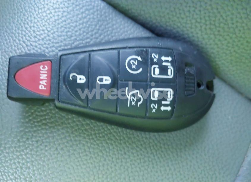 Photo 11 of 2010 Chrysler Town & COUNTRY TOURING (VIN 2A4RR5DX2AR124323)