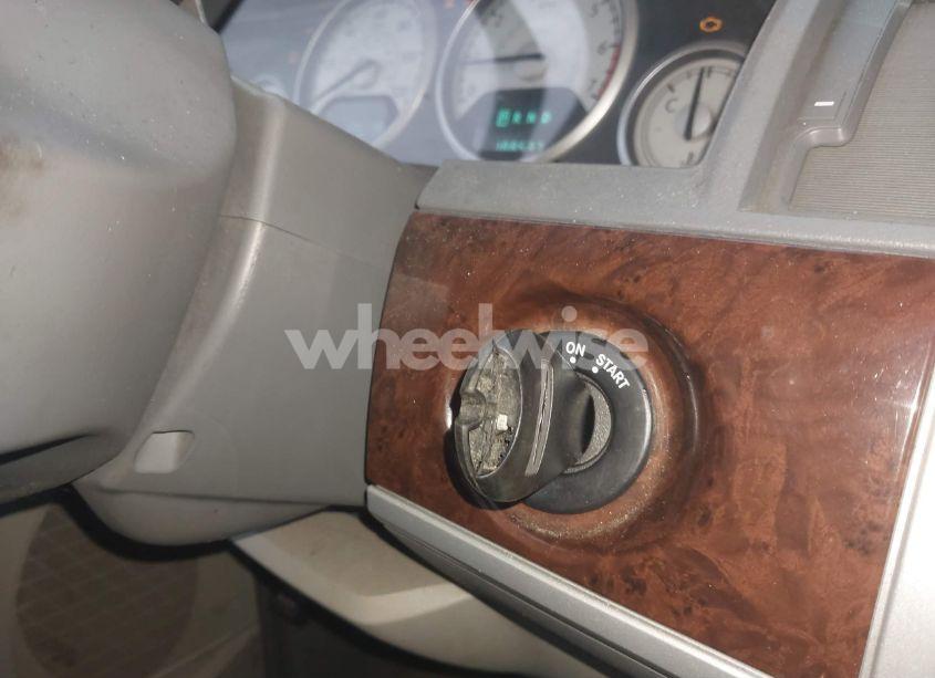 Photo 11 of 2010 Chrysler Town & COUNTRY TOURING (VIN 2A4RR5DX2AR193478)