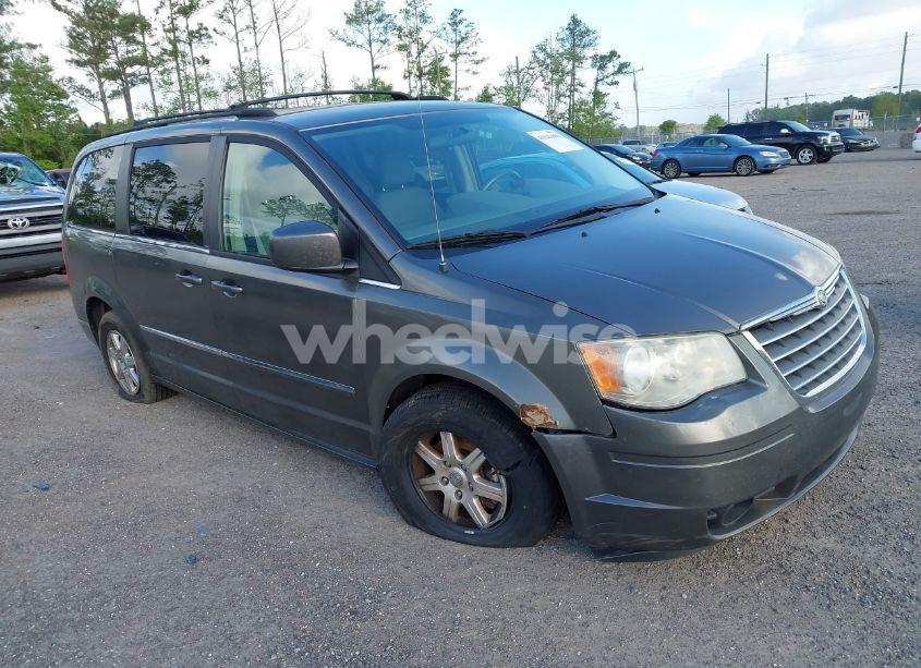 2010 Chrysler Town & COUNTRY TOURING (VIN 2A4RR5DX2AR442894) main photo