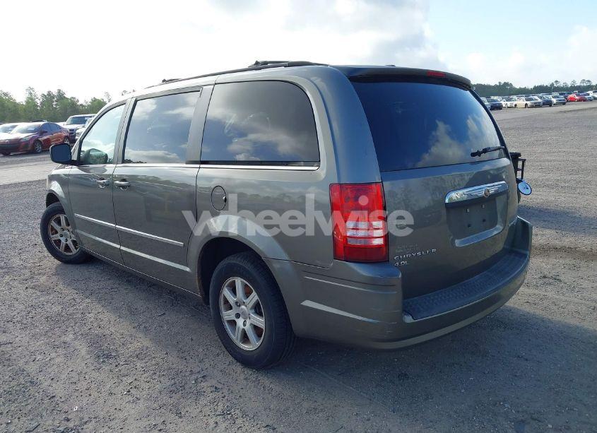 Photo 3 of 2010 Chrysler Town & COUNTRY TOURING (VIN 2A4RR5DX2AR442894)