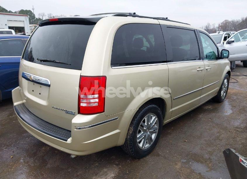 Photo 4 of 2010 Chrysler Town & COUNTRY TOURING (VIN 2A4RR5DX3AR290950)