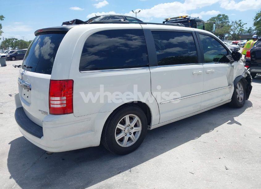 Photo 4 of 2010 Chrysler Town & COUNTRY TOURING (VIN 2A4RR5DX5AR162774)
