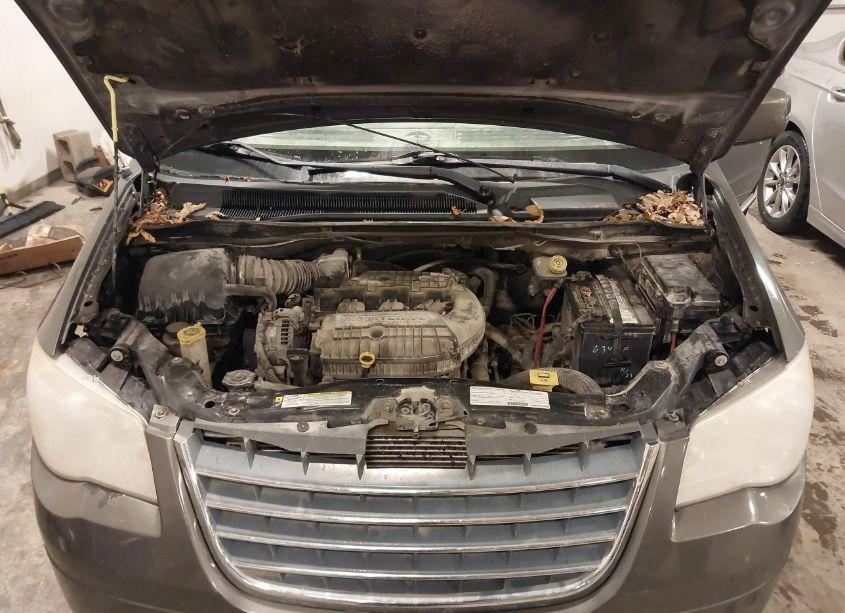 Photo 10 of 2010 Chrysler Town & COUNTRY TOURING (VIN 2A4RR5DX6AR443028)