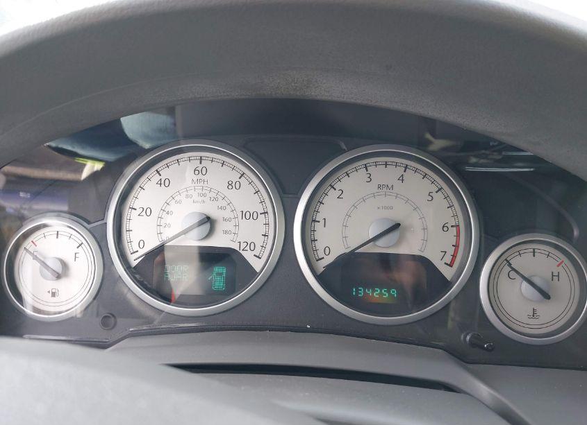 Photo 7 of 2010 Chrysler Town & COUNTRY TOURING (VIN 2A4RR5DX7AR124219)