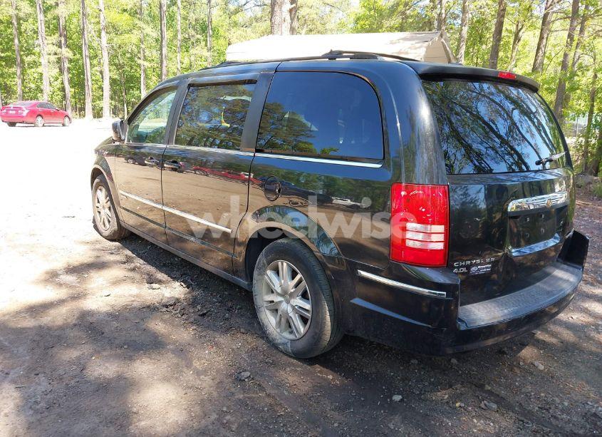 Photo 3 of 2010 Chrysler Town & COUNTRY TOURING (VIN 2A4RR5DX7AR290479)