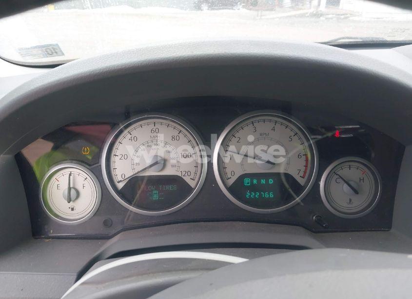 Photo 7 of 2010 Chrysler Town & COUNTRY TOURING (VIN 2A4RR5DX8AR136010)