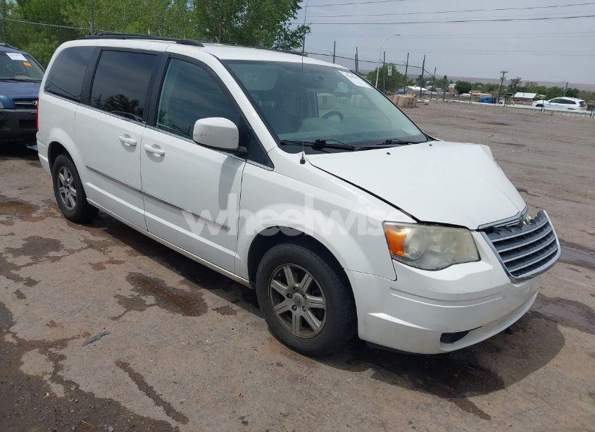 2010 Chrysler Town & COUNTRY TOURING (VIN 2A4RR5DX9AR324521) main photo