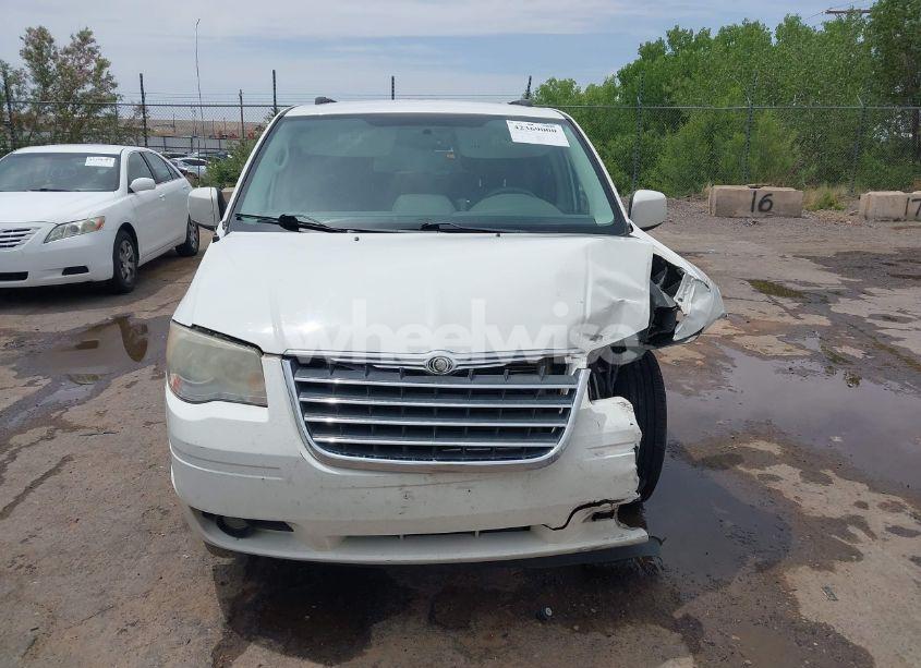 Photo 12 of 2010 Chrysler Town & COUNTRY TOURING (VIN 2A4RR5DX9AR324521)