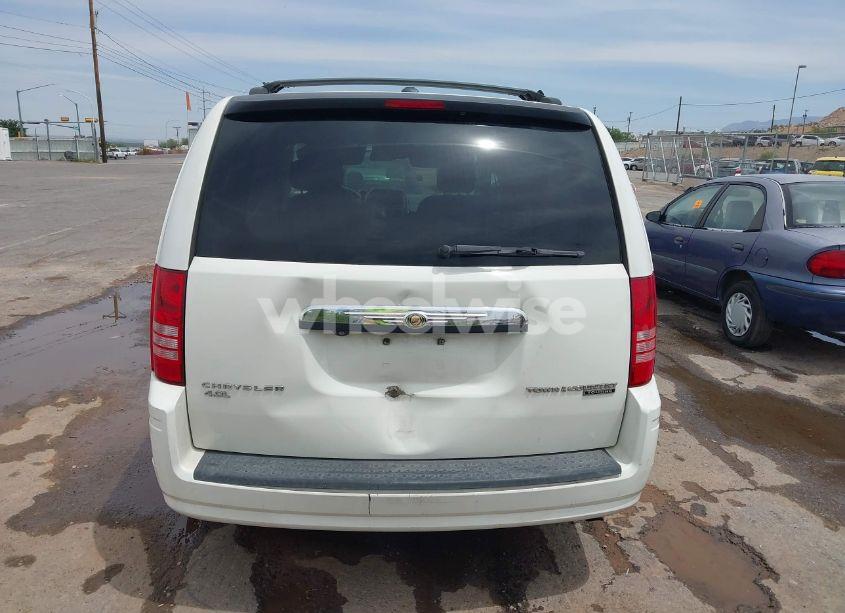 Photo 16 of 2010 Chrysler Town & COUNTRY TOURING (VIN 2A4RR5DX9AR324521)