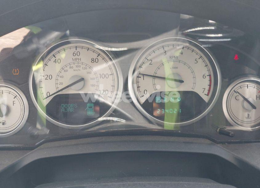 Photo 7 of 2010 Chrysler Town & COUNTRY TOURING (VIN 2A4RR5DXXAR290623)