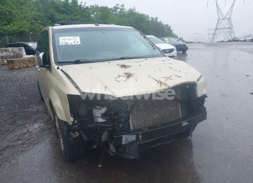 Photo 6 of 2011 Chrysler Town & COUNTRY LIMITED (VIN 2A4RR6DG0BR655303)