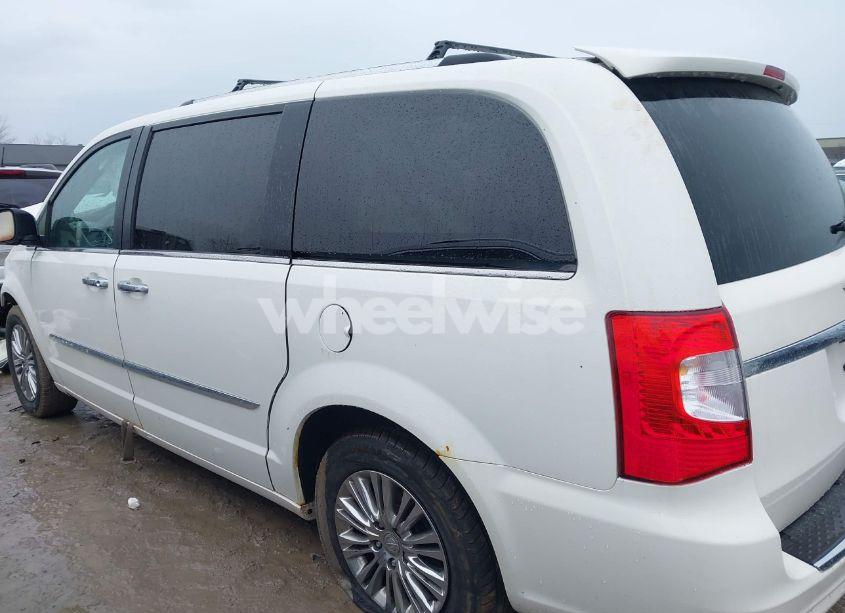 Photo 15 of 2011 Chrysler Town & COUNTRY LIMITED (VIN 2A4RR6DG0BR666334)