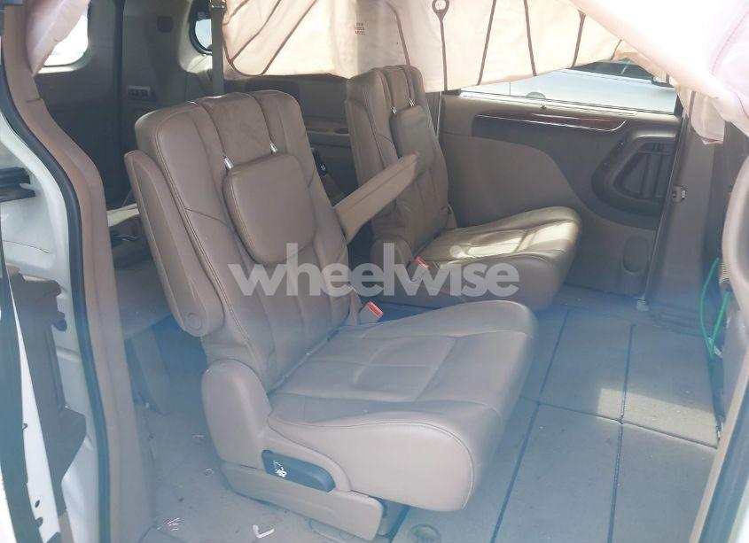 Photo 8 of 2011 Chrysler Town & COUNTRY LIMITED (VIN 2A4RR6DG0BR666334)