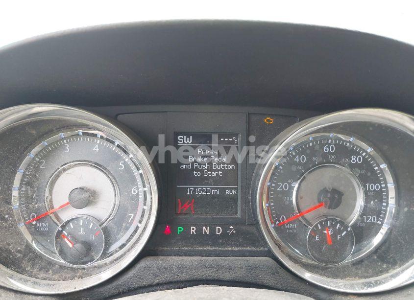 Photo 7 of 2011 Chrysler Town & COUNTRY LIMITED (VIN 2A4RR6DG0BR667225)