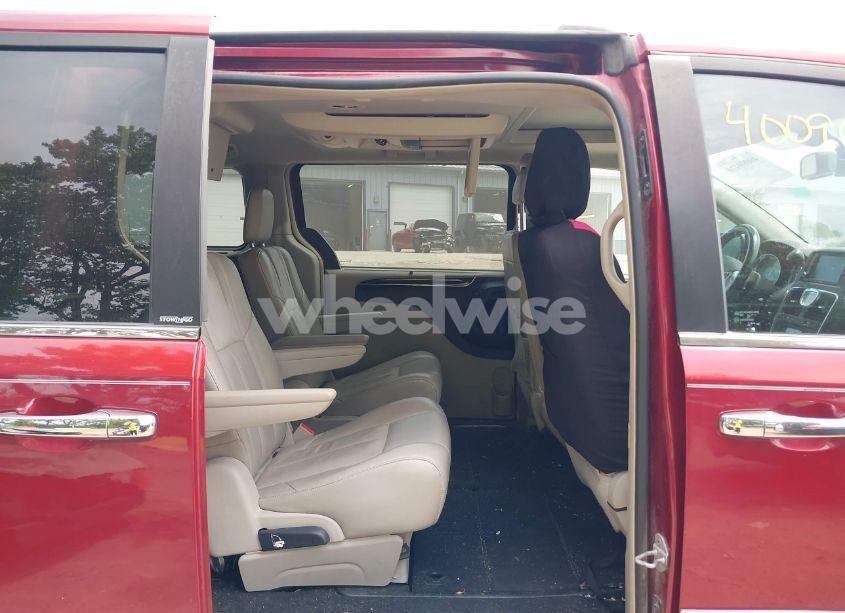 Photo 8 of 2011 Chrysler Town & COUNTRY LIMITED (VIN 2A4RR6DG0BR667225)