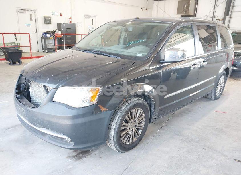 Photo 2 of 2011 Chrysler Town & COUNTRY LIMITED (VIN 2A4RR6DG0BR671291)